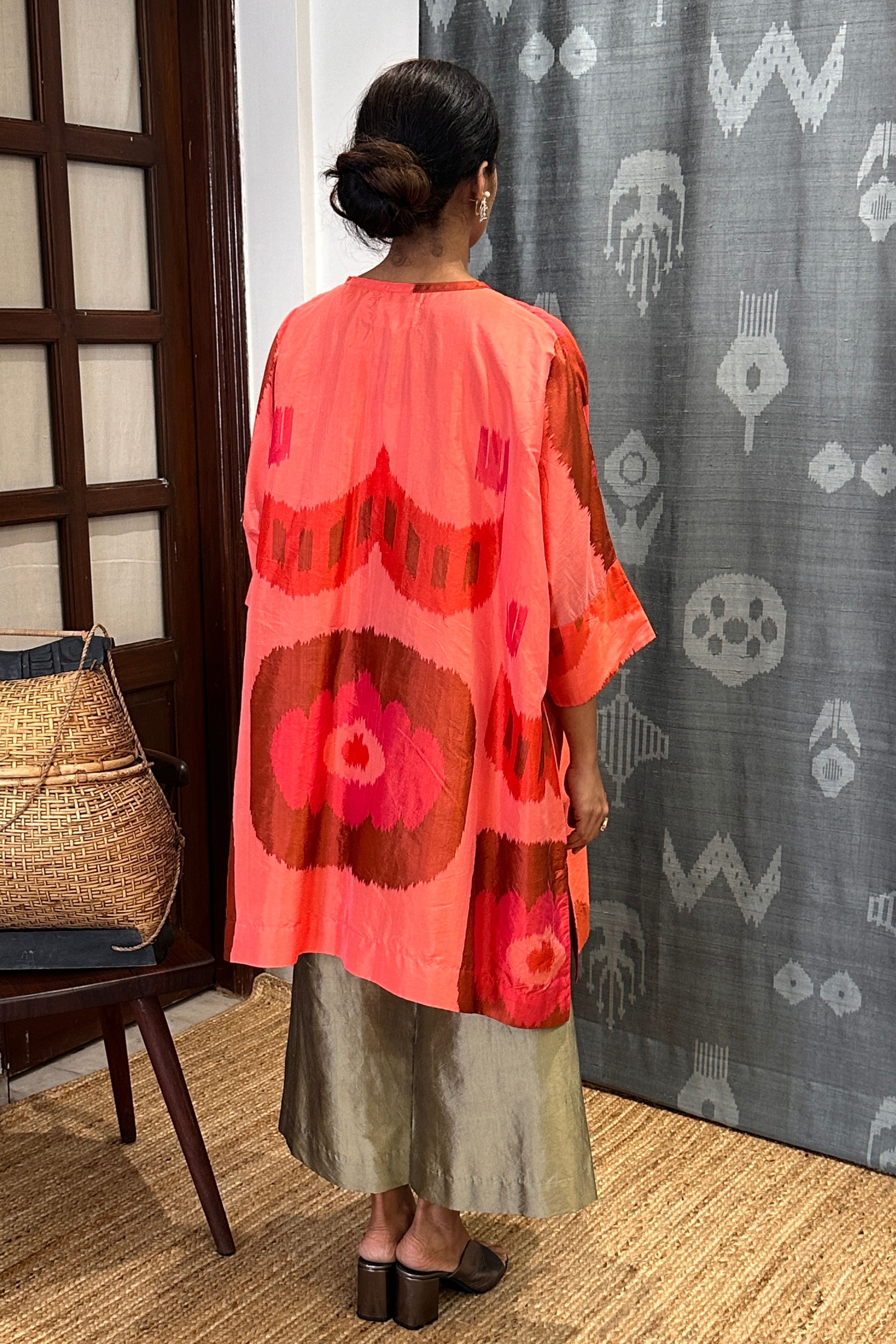 BAKHOOR ANTIFIT TUNIC