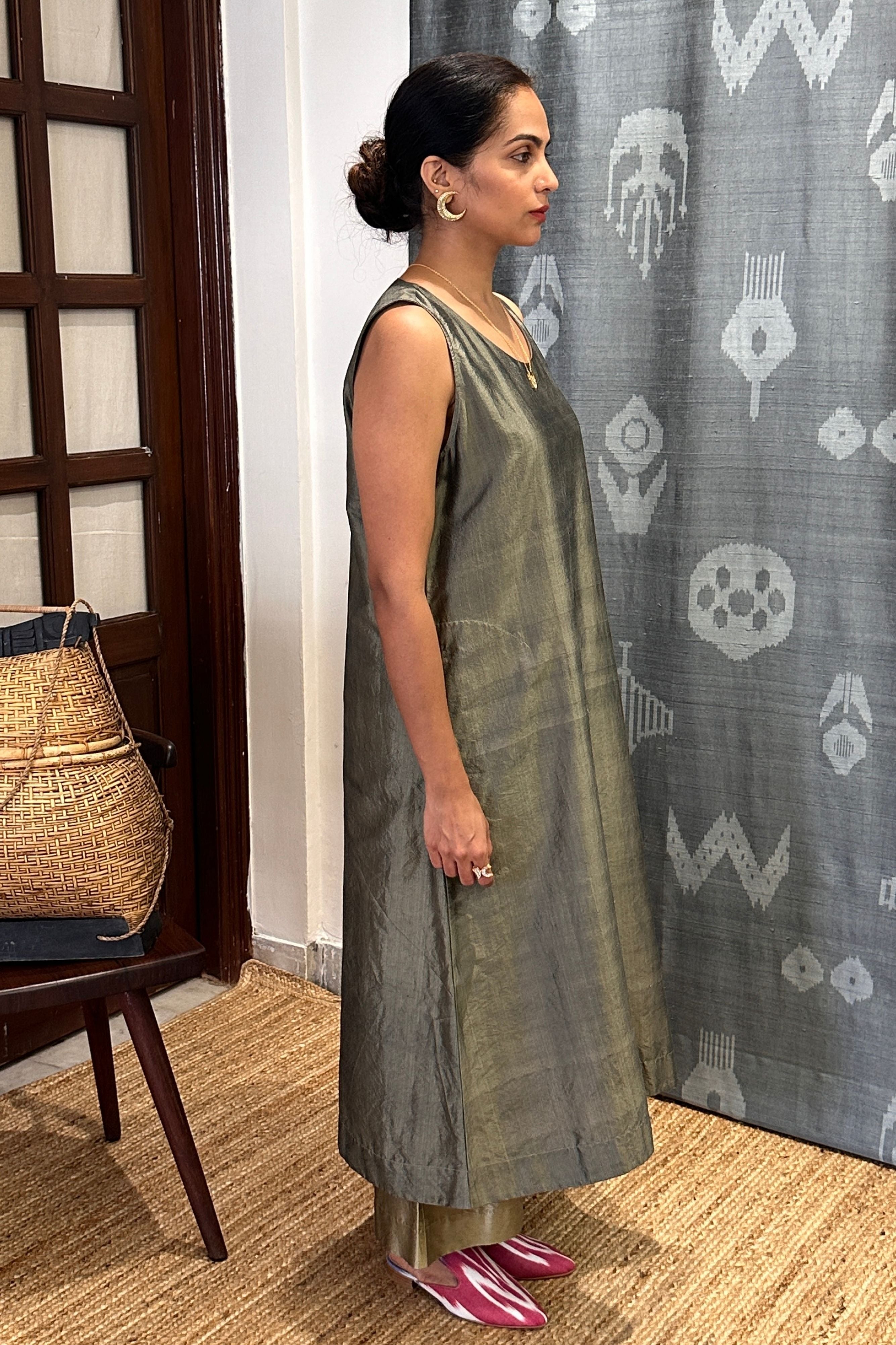 ROOH SLEVELESS DRESS