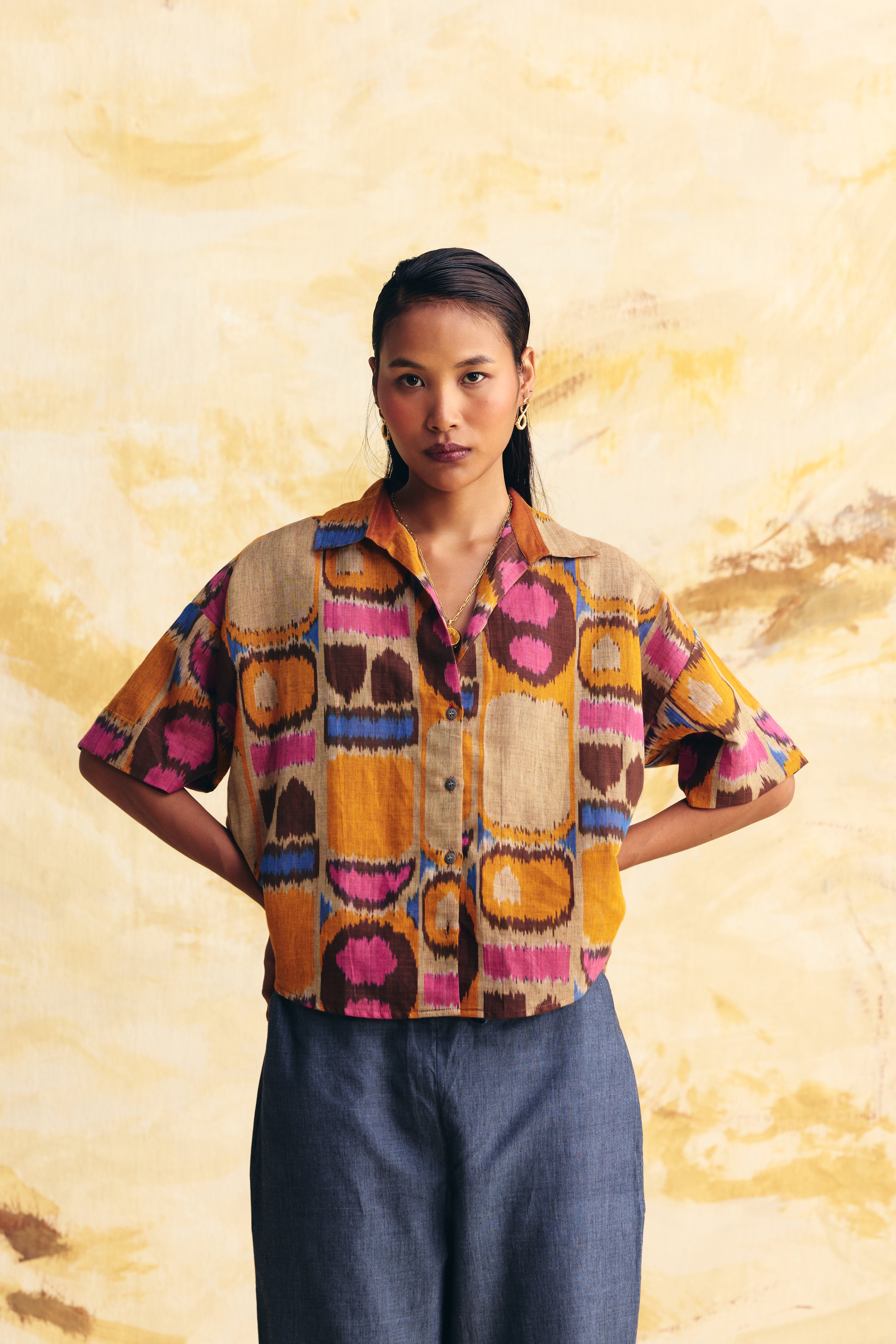 SUNFLARE LINEN CROPPED SHIRT