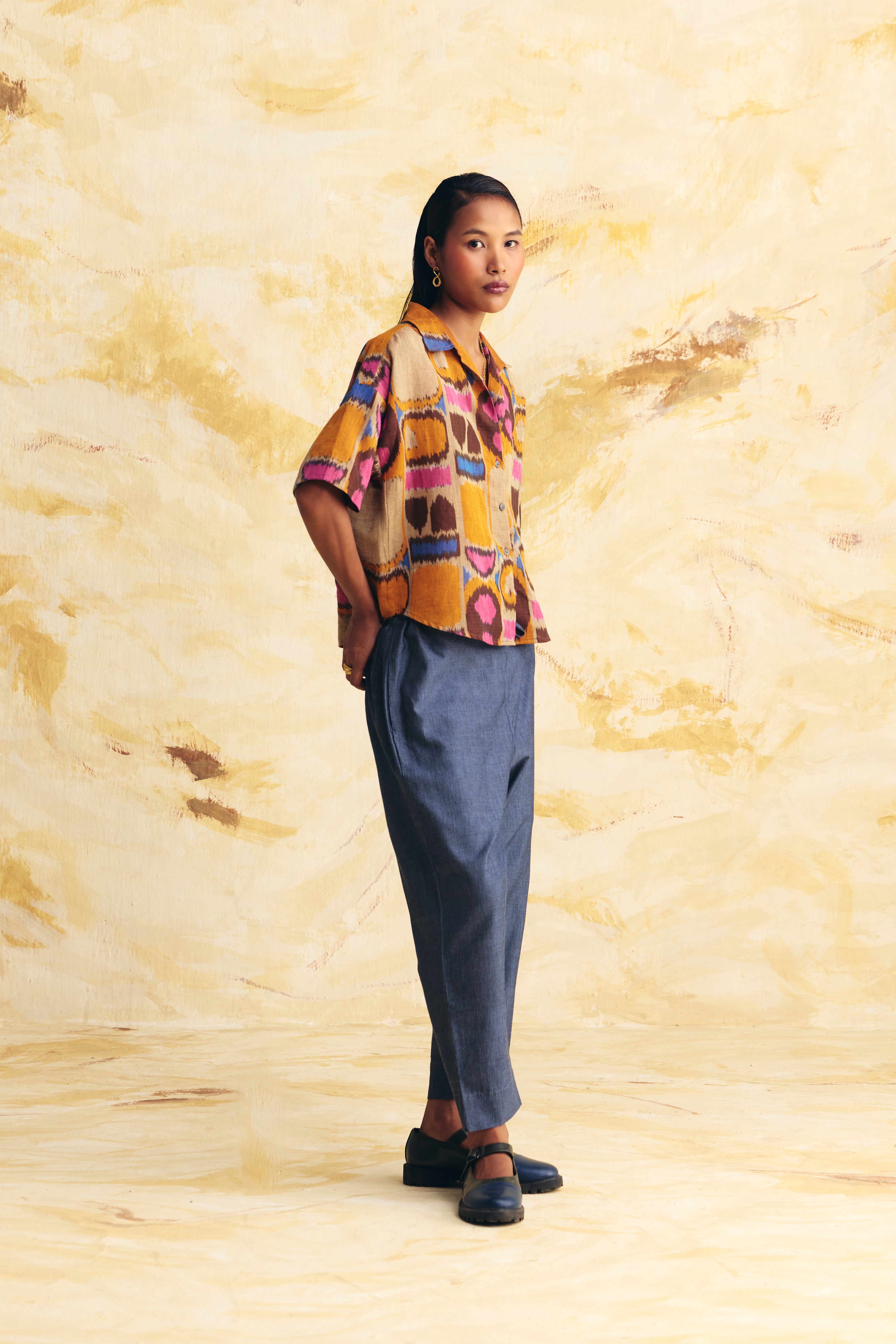 SUNFLARE LINEN CROPPED SHIRT