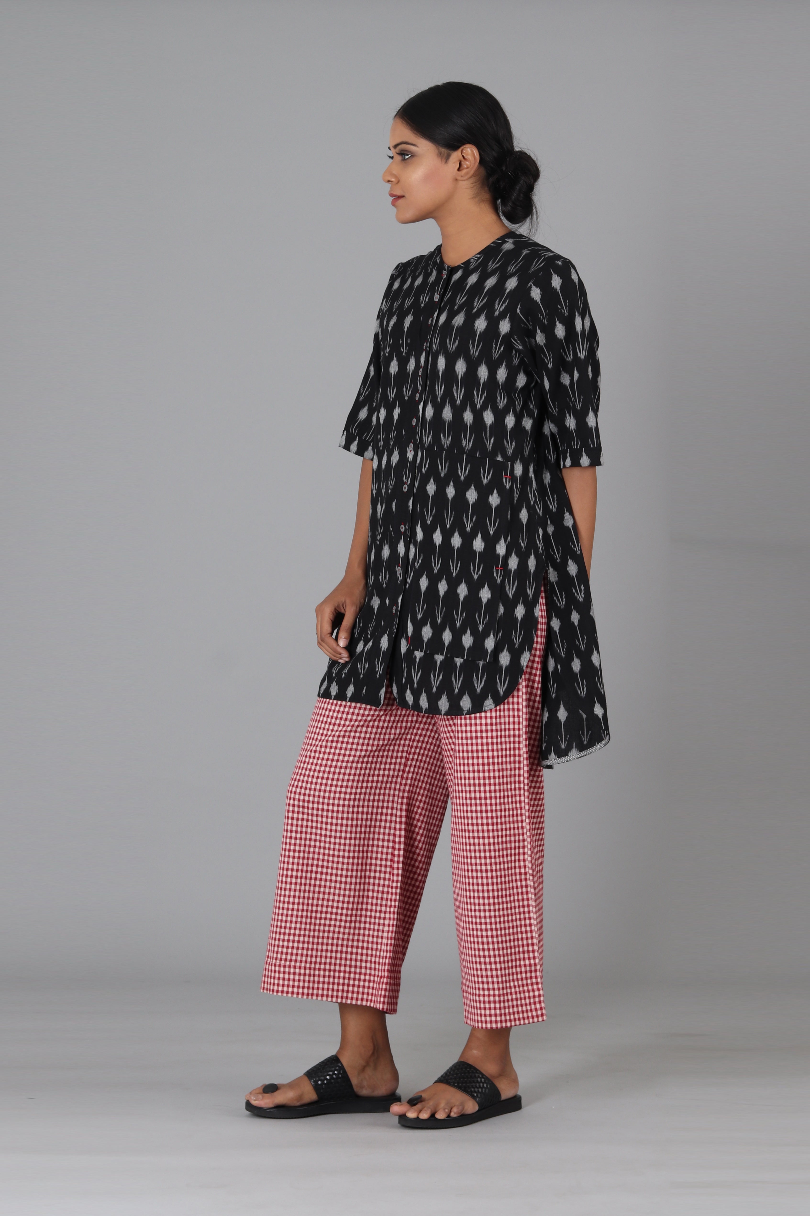 Black Bud Tunic Top