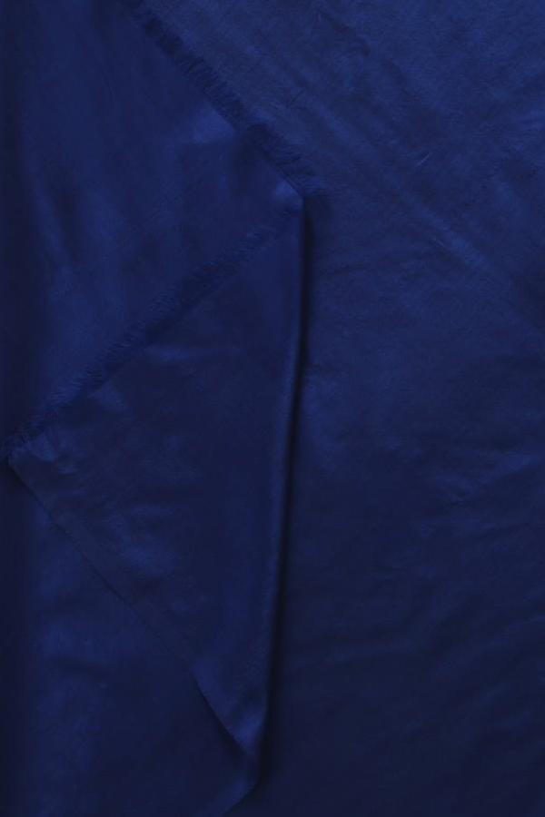 Red Big Oval Silk Saree