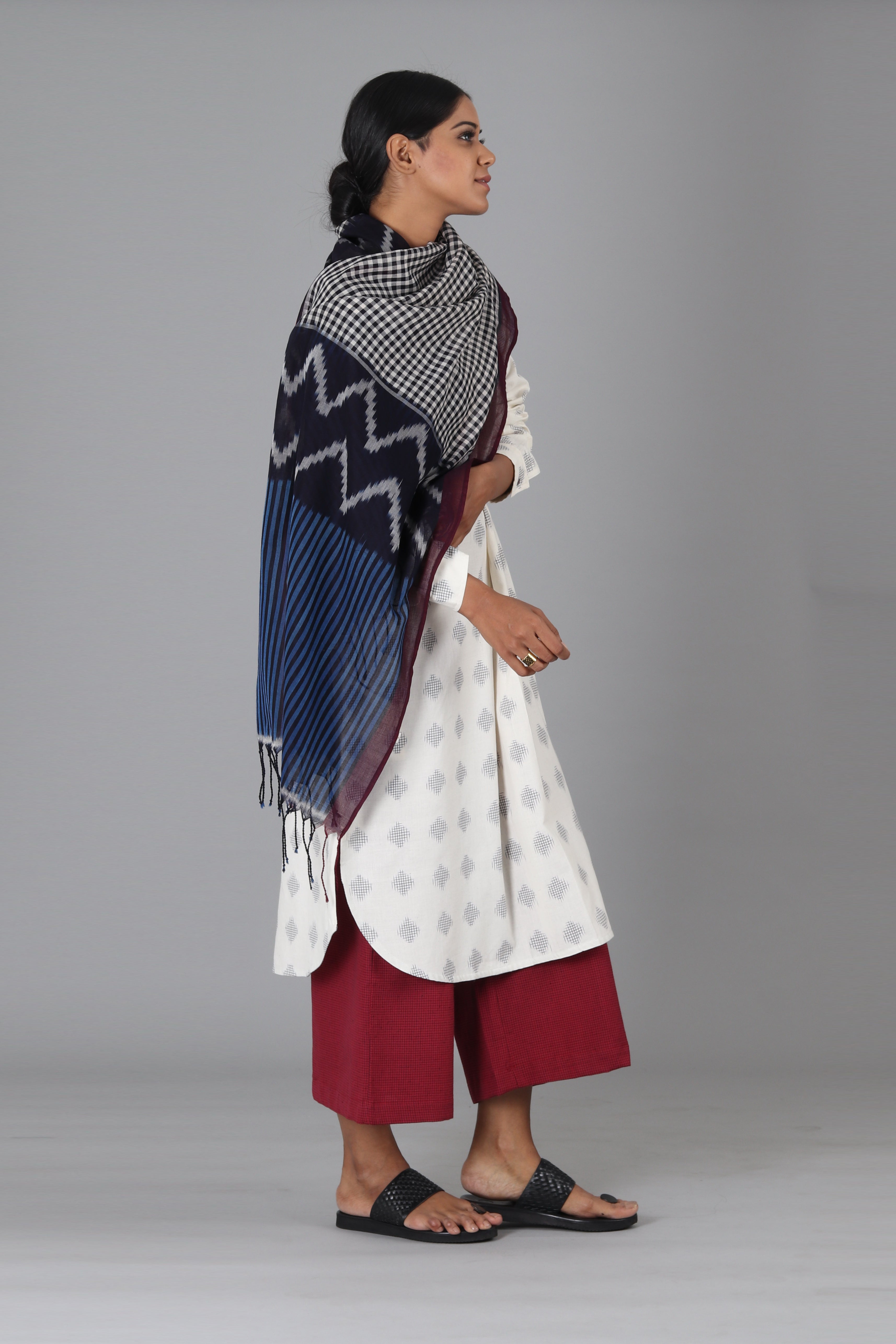 Midnight Chevron Cotton Stole