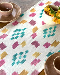 HOPSCOTCH TABLE RUNNER