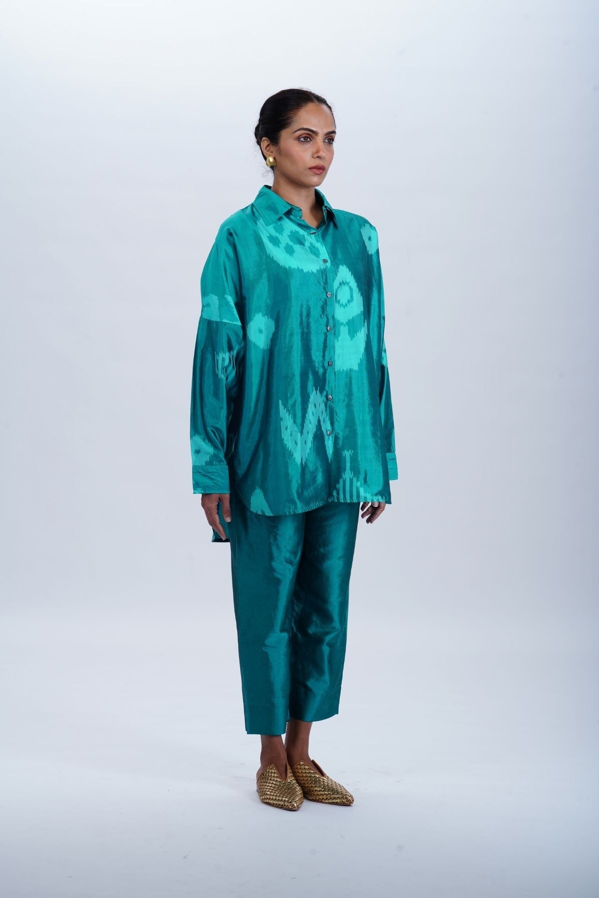 TURQUOISE RELAXED SHIRT