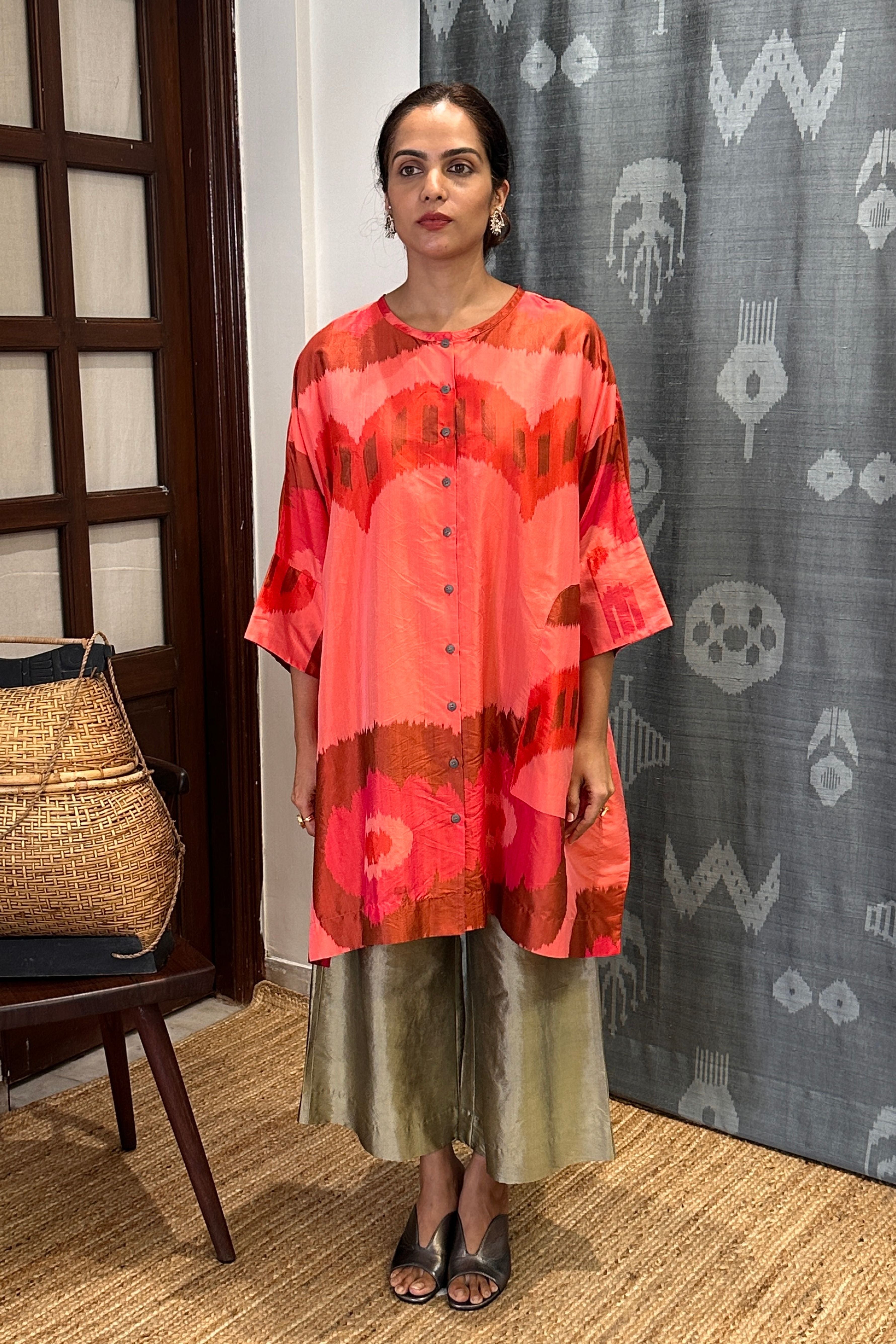 BAKHOOR ANTIFIT TUNIC