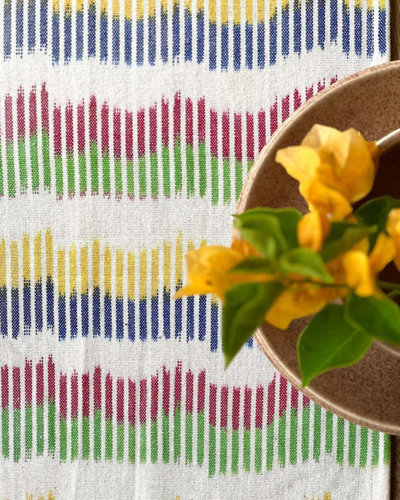 SPARKLE TABLE RUNNER