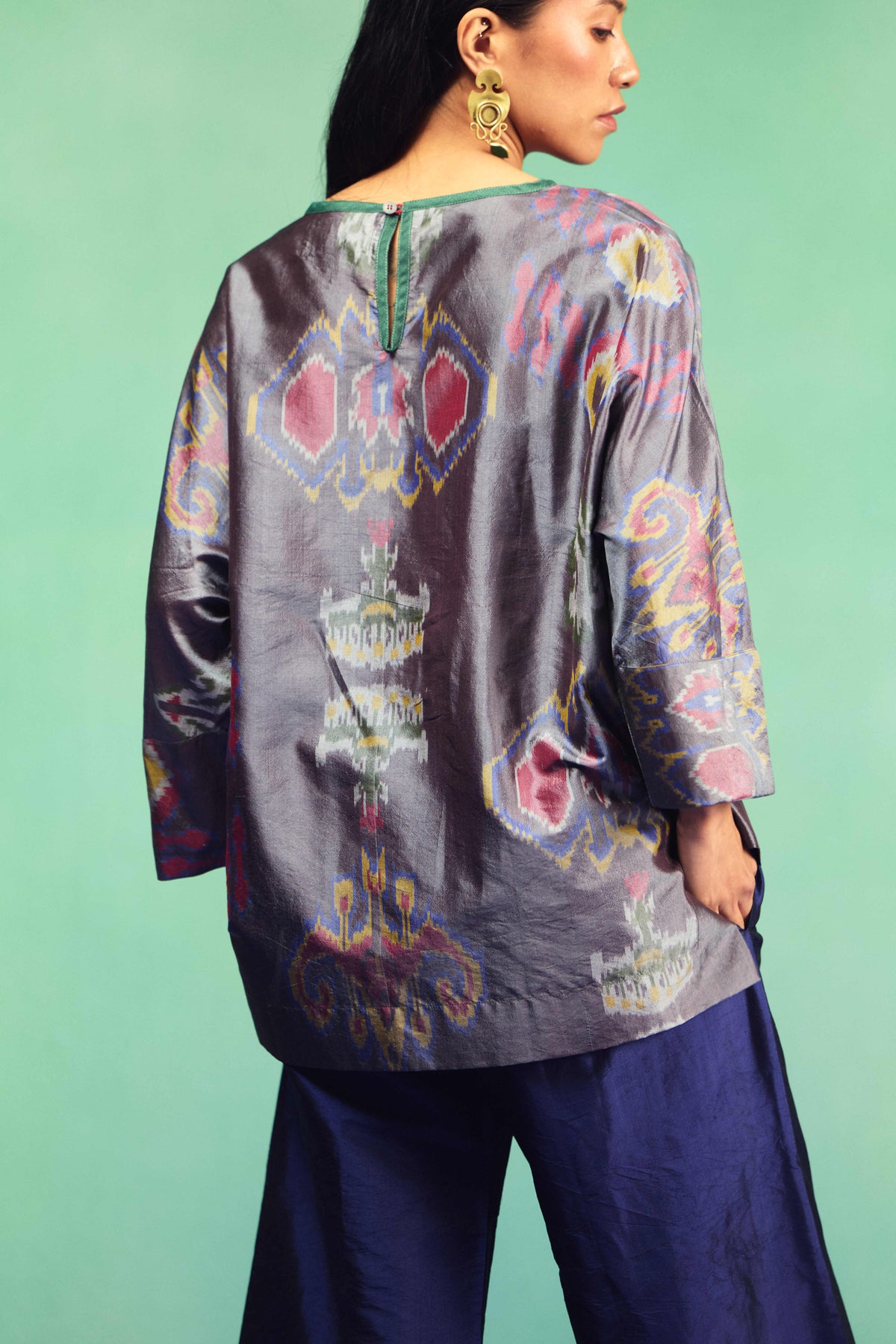 EPOCH SQUARE CUT TOP
