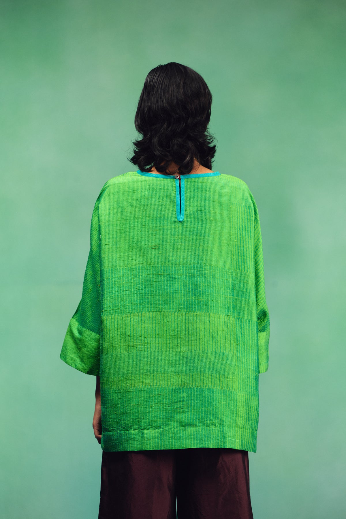 NEO SQUARE CUT TOP