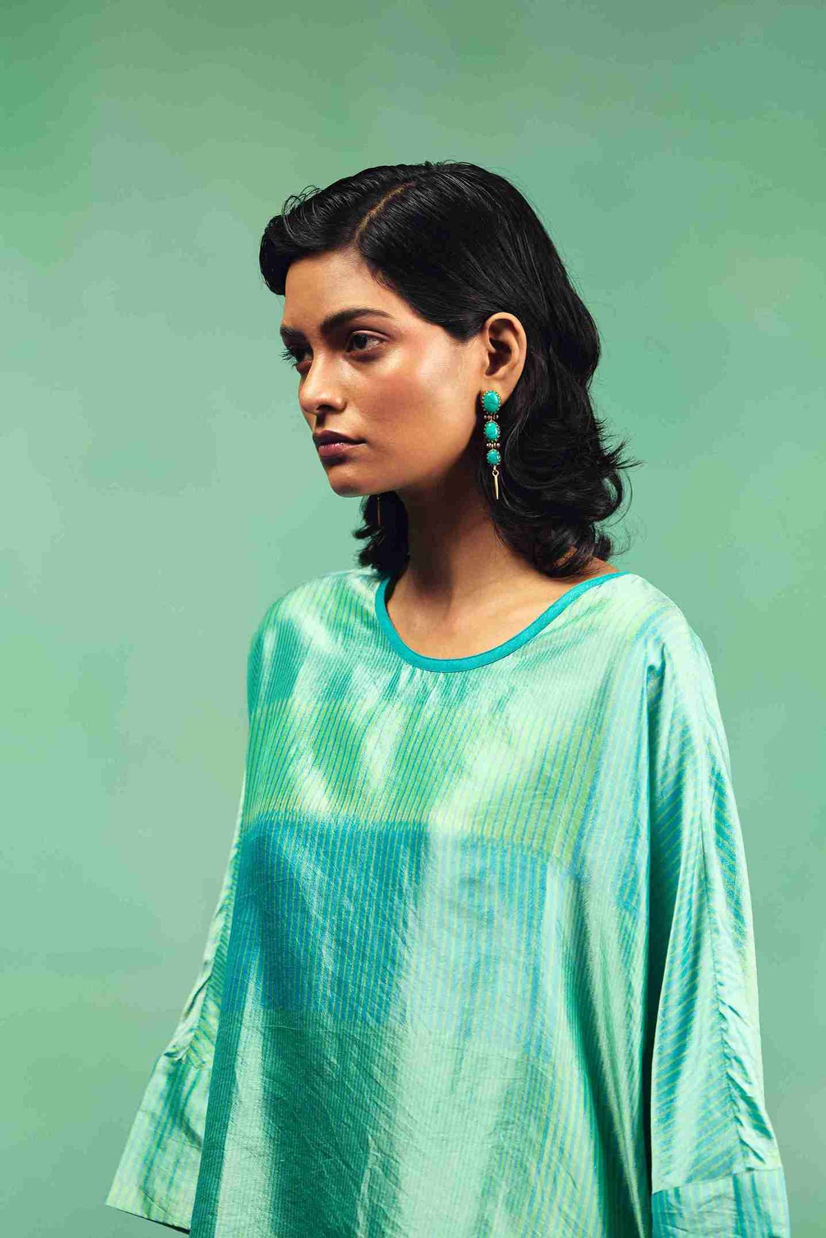 SYMPHONY SQUARE CUT TOP
