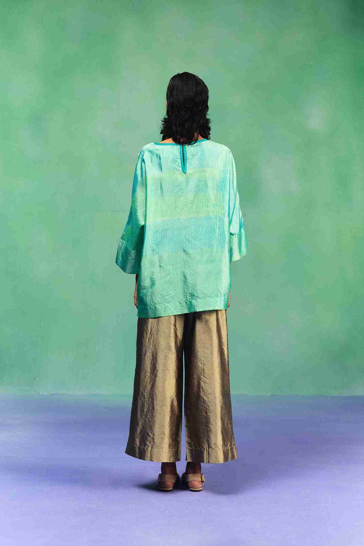 SYMPHONY SQUARE CUT TOP