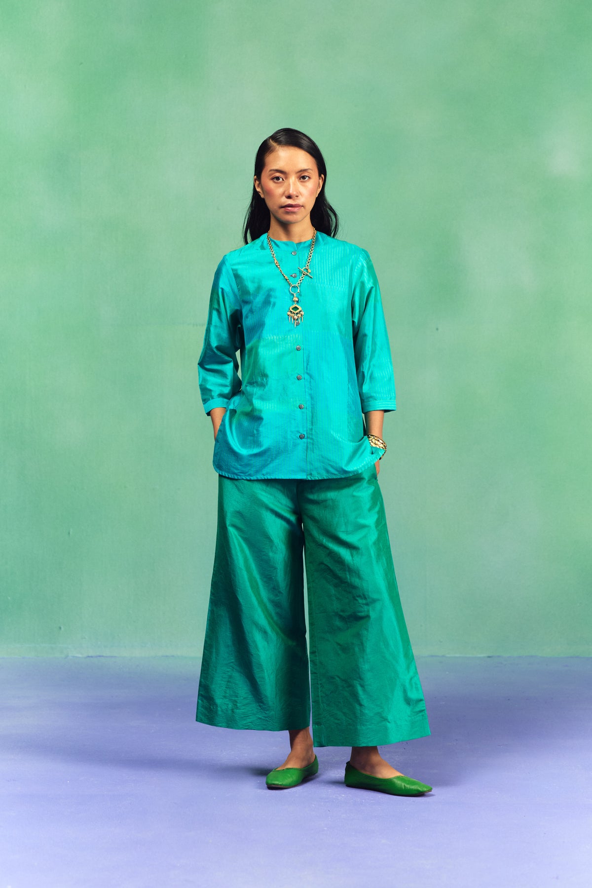 AKASA CLASSIC SHIRT