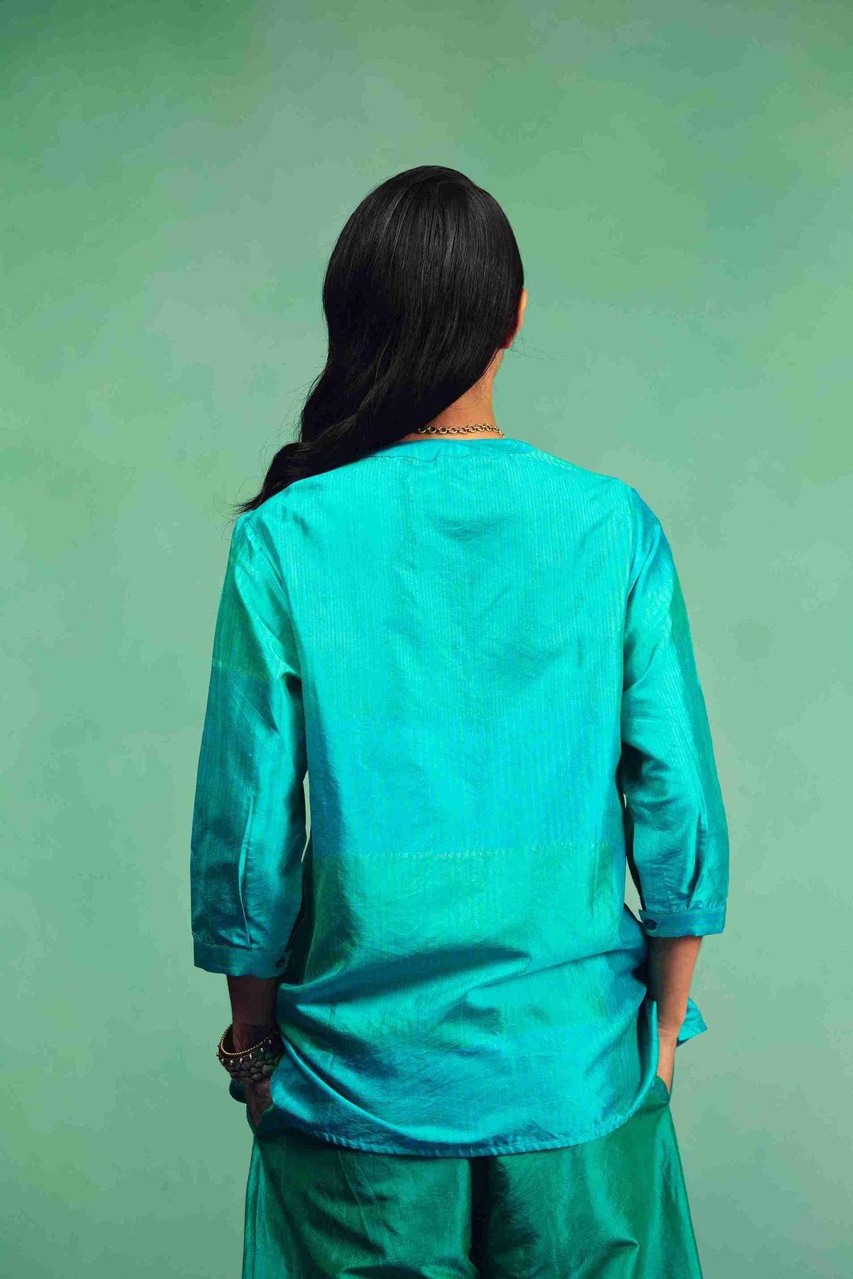 AKASA CLASSIC SHIRT