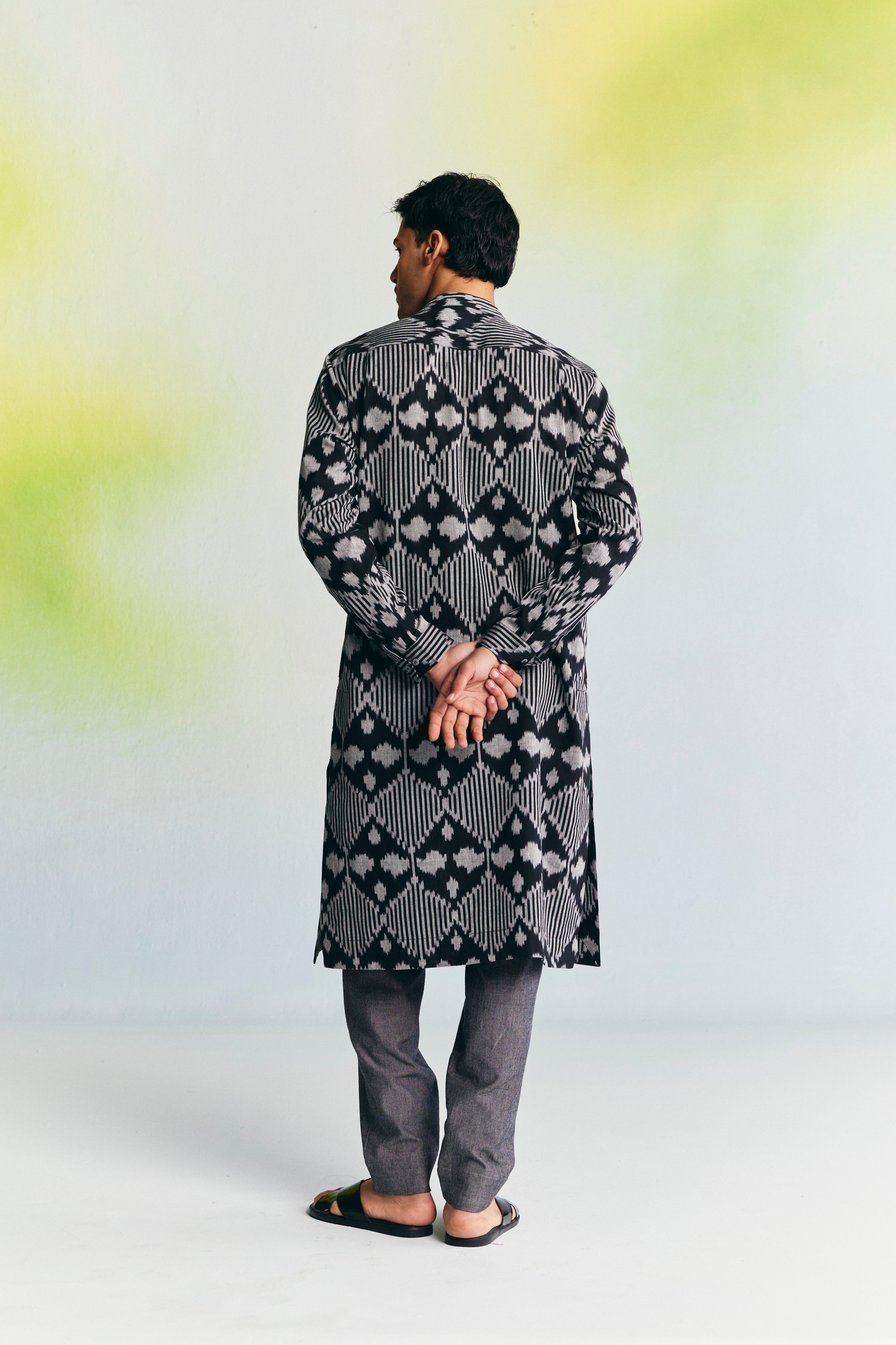 STATIC SLIM FIT KURTA