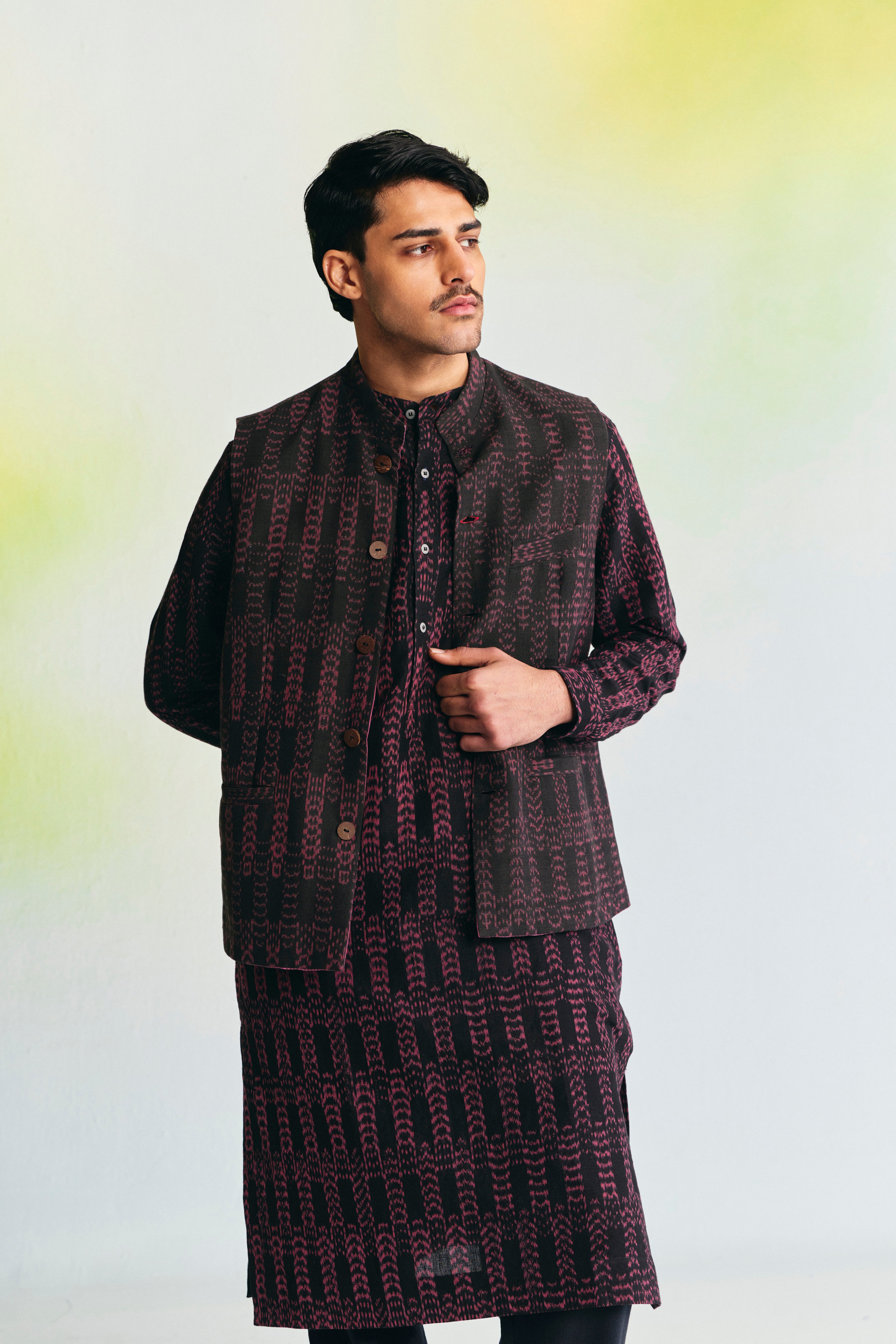 MIRAGE BAND-COLLAR WAIST COAT
