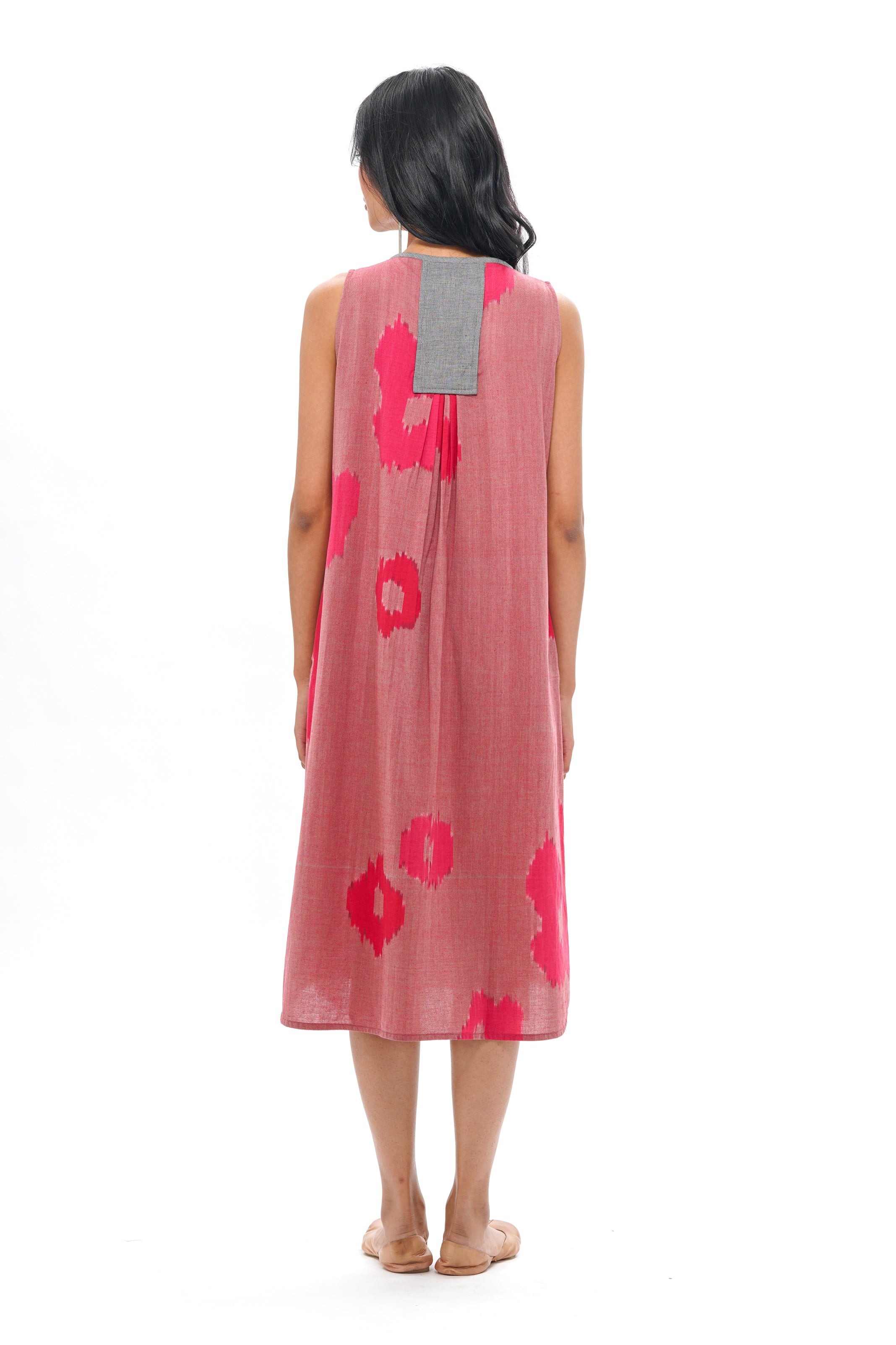 SAKURA SLEEVELESS DRESS