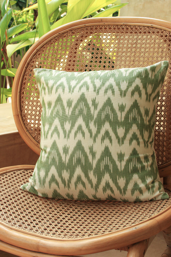 GREEN LAWN CUSHION COVER