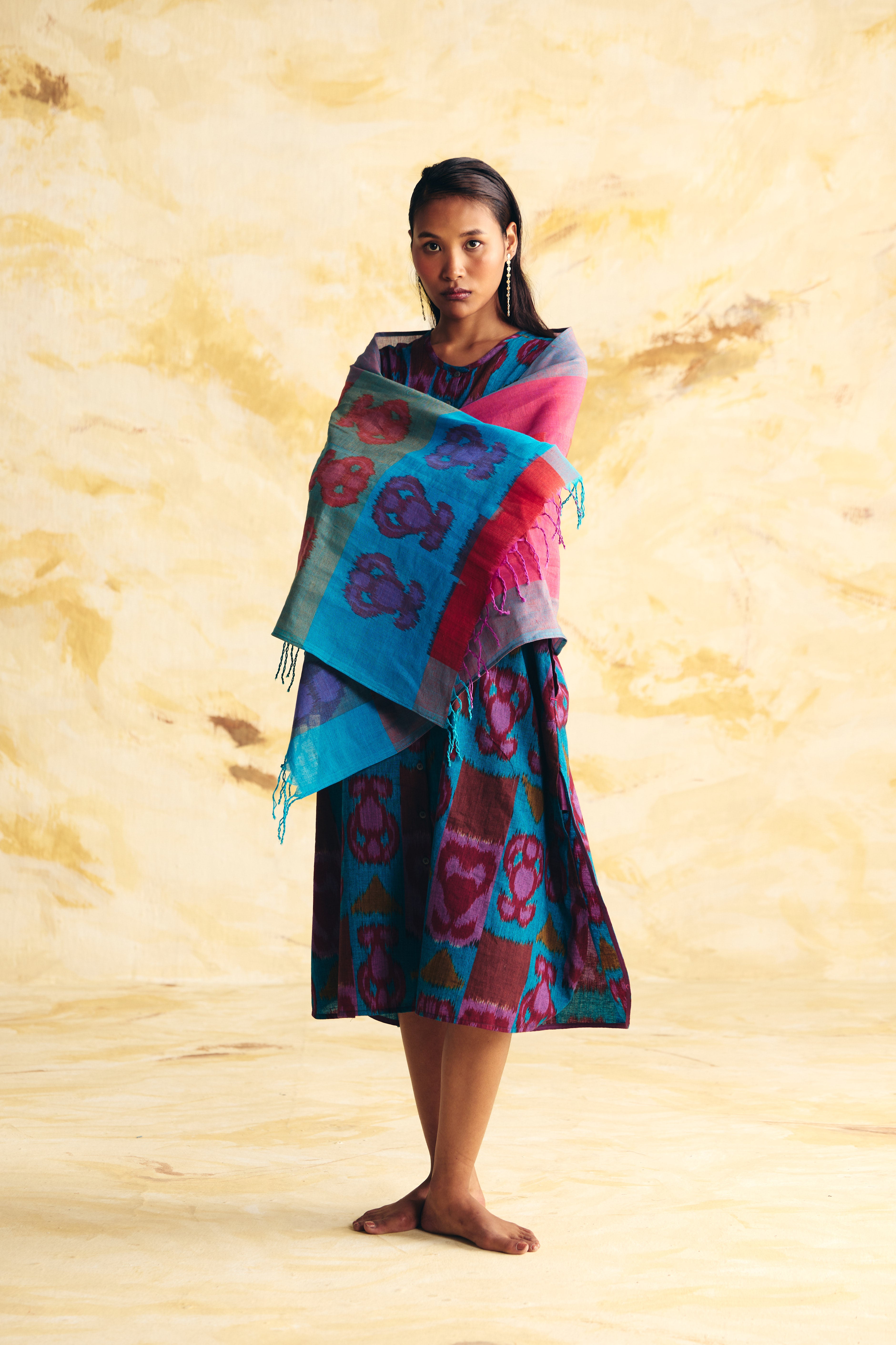 SURGE LINEN STOLE