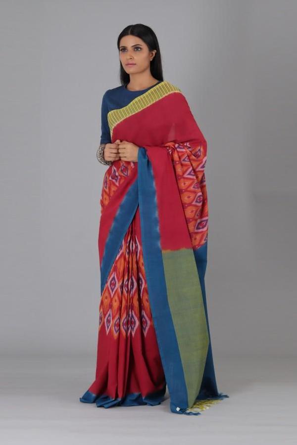Red Small Oval Cotton Saree