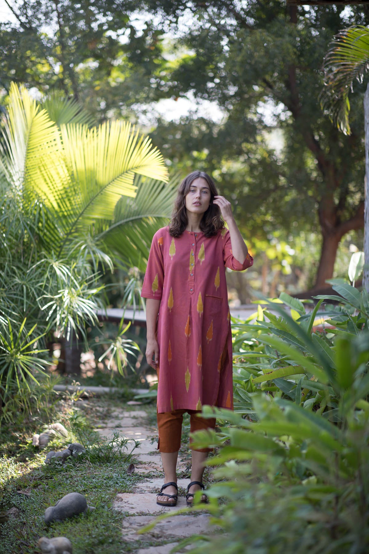 Pink Leaf Slit Kurta